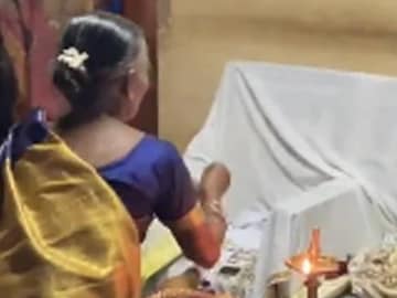 এই বিয়ে দেওয়া হয়েছে ‘প্রেত কল্যাণম্’ মতে 