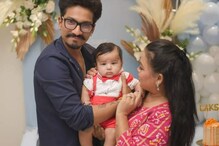 সদ্যোজাতর মুখের সামনে হুকোর নল, ভারতীর মাতৃত্ব নিয়ে কটাক্ষ নেটপাড়ায়! সদ্যোজাতর মুখের সামনে হুকোর নল, ভারতীর মাতৃত্ব নিয়ে কটাক্ষ নেটপাড়ায়!