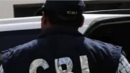 সিবিআই সূত্রে খবর, এক নাবালক-সহ চার্জশিটে নাম রয়েছে মোট নয় জনের সিবিআই সূত্রে খবর, এক নাবালক-সহ চার্জশিটে নাম রয়েছে মোট নয় জনের