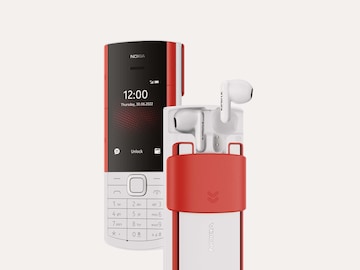New Nokia phone has a hidden charger for included earbuds