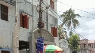 এই সেই স্কুল