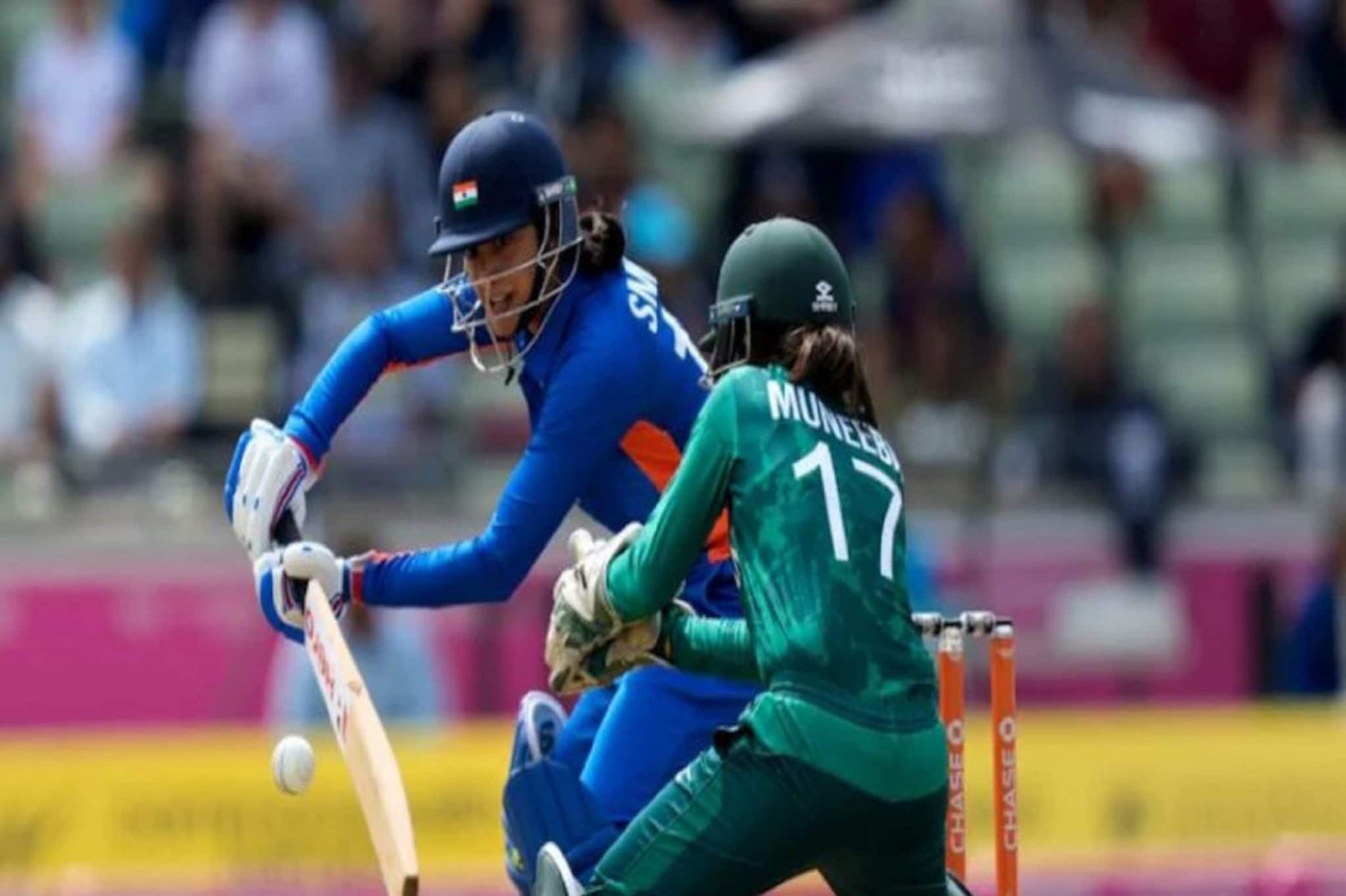 কোহলি -রোহিতদের ক্লাবে ঢুকে পড়লেন স্মৃতি মন্ধানা