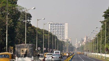 রাজ্যে এবার অভিন্ন গতি নীতি আনার সম্ভাবনা রাজ্যে এবার অভিন্ন গতি নীতি আনার সম্ভাবনা