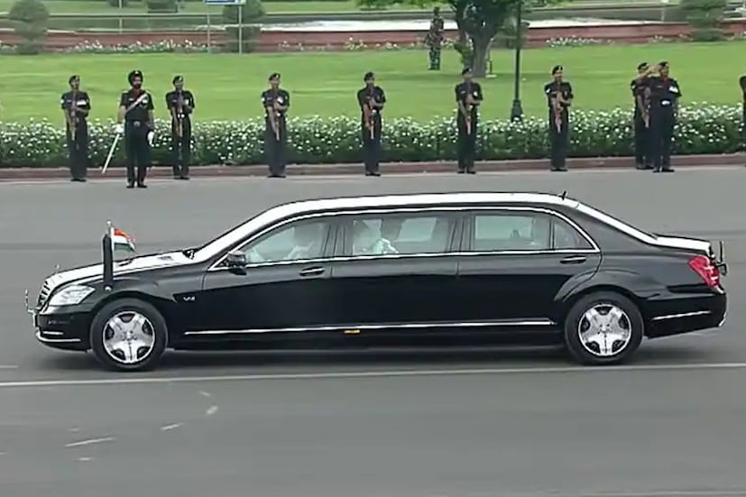 দেশের রাষ্ট্রপতির সুরক্ষা নিশ্চিত করতে এই গাড়িটি ব্যবহার করা হয়। 