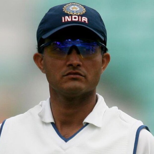 বিসিসিআই সভাপতি হিসেবে তাঁর দায়িত্বের শেষ নেই। তাই সারাদিনই প্রায় ব্যস্ততার মধ্যেই কাটে। সৌরভ এবার একটু বিশ্রাম নিতে চান। চাপ কমাতে চান নিজের উপর থেকে। একটু অবসর সময় বের করতে চান। এটাই ৫০-তম জন্মদিনে তাঁর রেজোলিউশন।