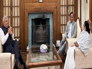 'সৌজন্যের' বৈঠক