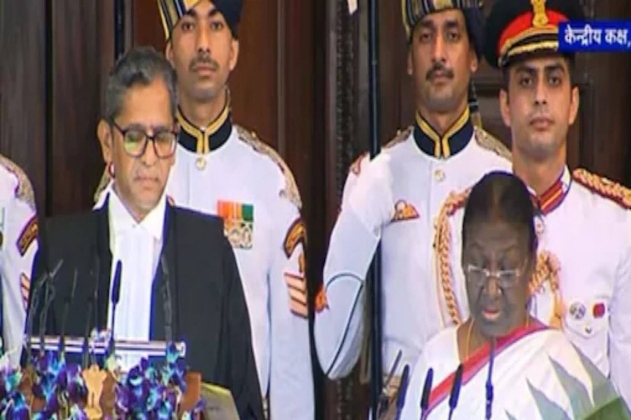 দেশের ১৫তম রাষ্ট্রপতি পদে শপথ নিলেন দ্রৌপদী মুর্মু! দিলেন স্বপ্নপূরণের বার্তা