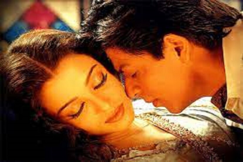 দেবদাস ছবির সেট ও কস্টিউমের উপরে সব থেকে বেশি নজর দেওয়া হয়েছিল ৷ সেটের নকশা করতে গিয়ে দীর্ঘ সময়ে লেগেছে যেমন সত্যি ঠিক তেমন জলের মত পয়সা খরচ হয়েছে ৷ সংগৃহীত ছবি ৷