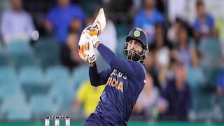 লড়াকু ৪৬ করলেন
জাদেজা