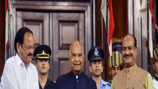 Outgoing President Ram Nath Kovind being felicitated by Vice President Venkaiah Naidu and Lok Sabha Speaker Om Birla during the farewell function at Parliament House in New Delhi, Saturday, July 23, 2022. (Photo: PTI)

