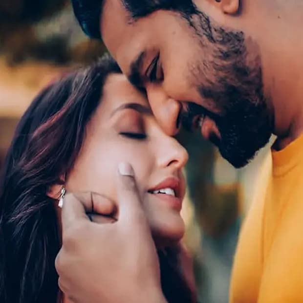 একটি সাম্প্রতিক গবেষণায় আরও বেশ কয়েকটি কারণ উঠে এসেছে। এমন কিছু অদ্ভুত কারণ যে কারণে মহিলাদের মধ্যে অপেক্ষাকৃত কম বয়সিদের প্রতি আকর্ষণ বেশি বলেই দাবি এই সমীক্ষায়।