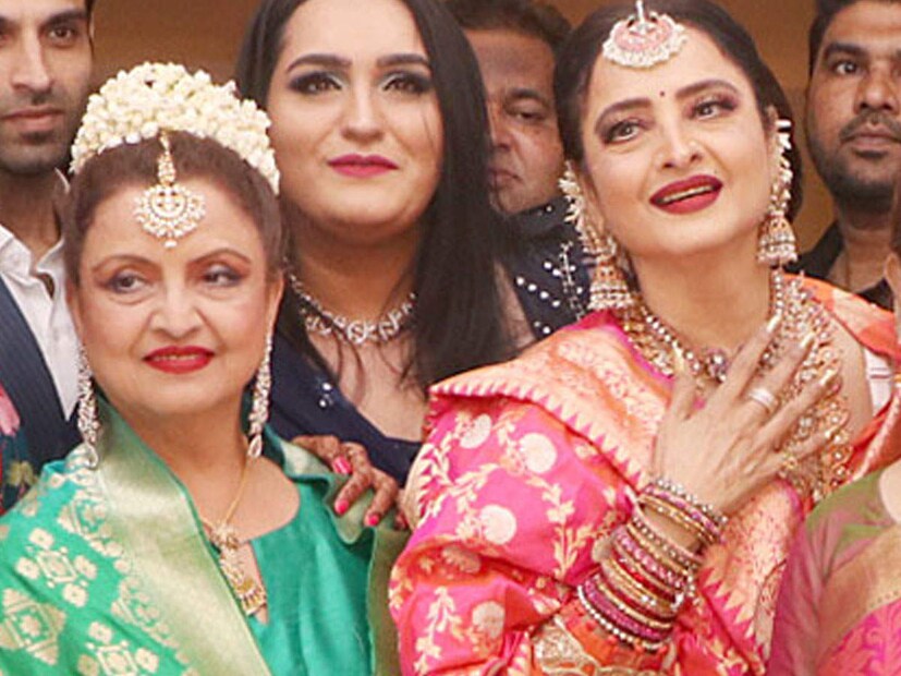 বোনদের মধ্যে রাধা  হলেন রেখার খুবই কাছের। রেখার অন্যান্য বোনেরা প্রত্যেকেই নিজের জীবনে প্রতিষ্টিত। কেউ কেউ ডাক্তারও, তবে রেখার আসল বোন রাধা দক্ষিণের অনেক ছবিতে কাজ করেছেন, তিনি একজন সফল অভিনেত্রী এবং রেখার মতোই সুন্দরী। (photo source collected)