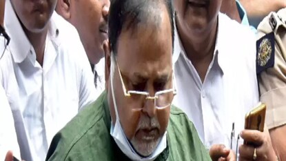 আরও চাপ বাড়াচ্ছে ইডি আরও চাপ বাড়াচ্ছে ইডি