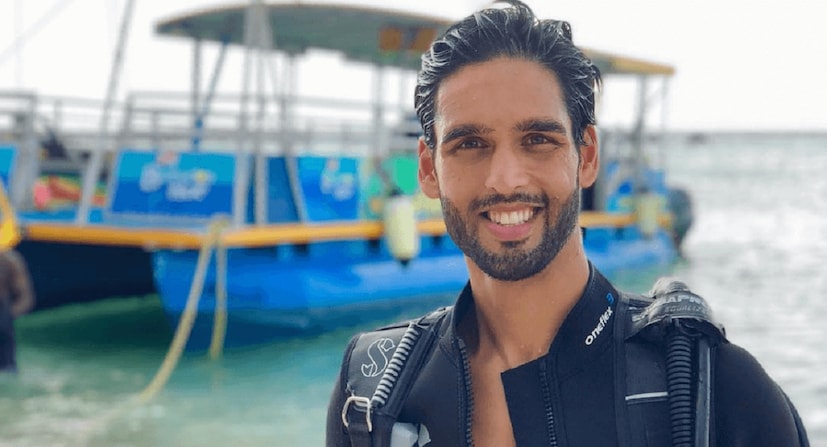 প্রায় ৯০০০ কোটি টাকার ব্যাঙ্ক জালিয়াতির মামলায় পলাতক ঘোষণা করা বিজয় মাল্যকে সম্প্রতি সুপ্রিম কোর্ট আদালত অবমাননার দায়ে চার মাসের কারাদণ্ড দিয়েছে। আদালত আরও নির্দেশ দিয়েছে যে বিজয় মাল্য তার তিন সন্তানের নামে যে ৪০ মিলিয়ন ডলার স্থানান্তর করেছে তার ৮ শতাংশ সুদে ফেরত দিতে হবে। মালিয়া তার ছেলে সিদ্ধার্থ এবং কন্যা লীনা এবং তানিয়াকে প্রায় ৪কোটি ডলার দিয়েছিলেন। 