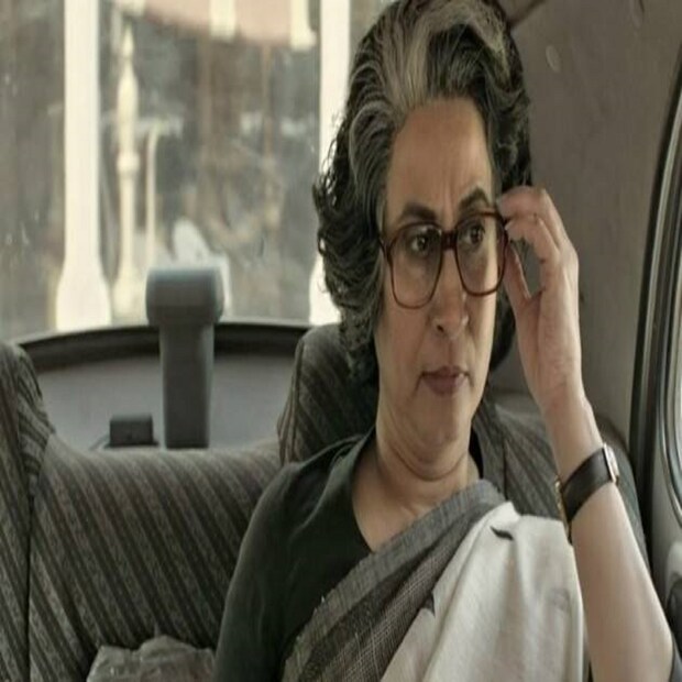 মধুর ভান্ডারকরের রাজনৈতিক নাটক ইন্দুতে সুপ্রিয়া বিনোদ হয়েছিলেন ইন্দিরা গান্ধি।