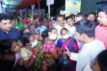 রিপোর্ট কার্ড হাতে নিয়েই কলকাতায় সমাবেশে যোগ দিতে এলেন নেতারা রিপোর্ট কার্ড হাতে নিয়েই কলকাতায় সমাবেশে যোগ দিতে এলেন নেতারা