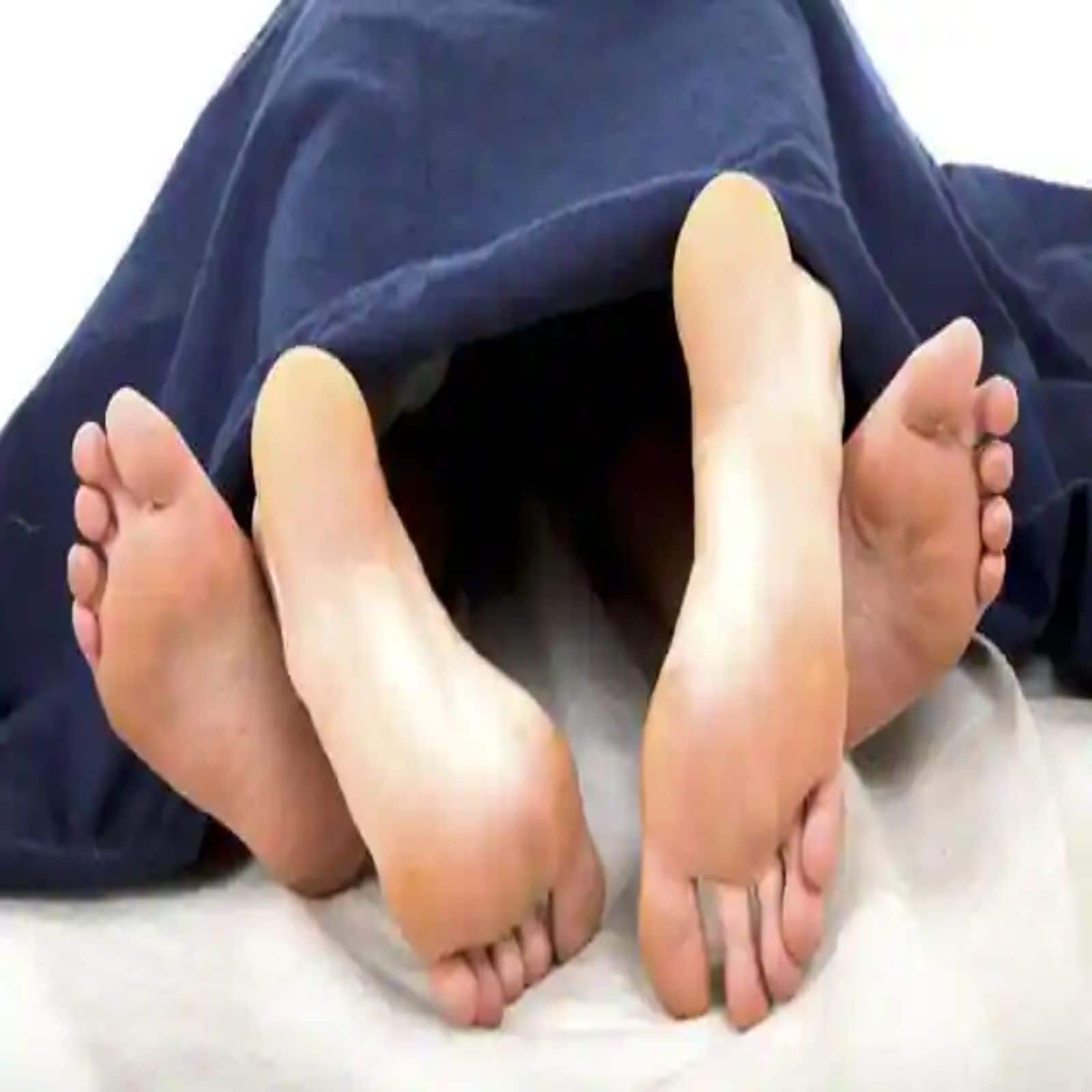 Орыс томпақ қыздармен анальный секс