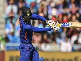 deepak hooda 6 almost hits ravi shastri- Photo Courtesy- (Indian Cricket Team Instagram)