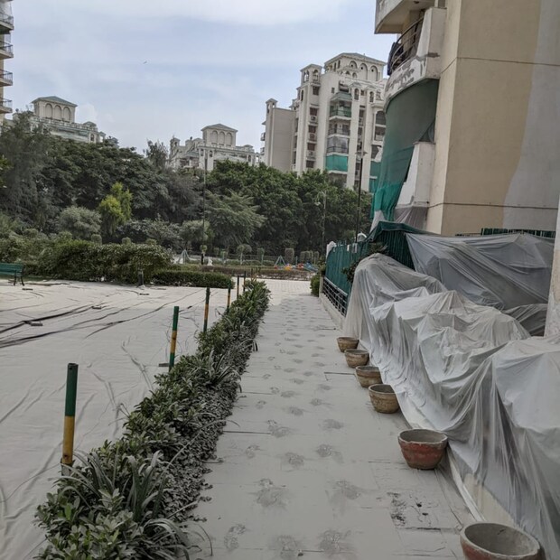 এক লহমায় সব শেষ৷ নেই ট্যুইন টাওয়ারের নামমাত্র চিহ্ন৷