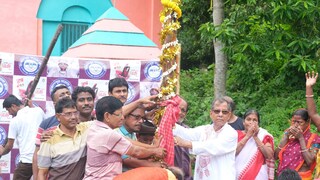শতবর্ষের কালীপুজোর খুঁটি পুজোতে মাতল বাগনানের এক গ্রাম শতবর্ষের কালীপুজোর খুঁটি পুজোতে মাতল বাগনানের এক গ্রাম