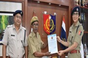 ইচ্ছে আর মনোবলই আসল ! ৫৯ বছর বয়সে মাধ্যমিক পাশ করে তাক লাগালেন হোমগার্ড