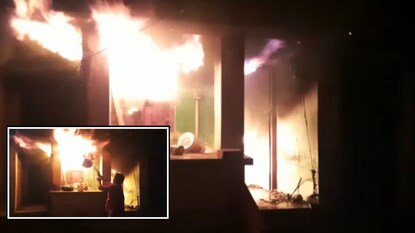 সোমবার রাতে রঘুনাথগঞ্জ থানার শর্ট সার্কিট থেকেই এই অগ্নিকাণ্ডের ঘটনা ঘটে সোমবার রাতে রঘুনাথগঞ্জ থানার শর্ট সার্কিট থেকেই এই অগ্নিকাণ্ডের ঘটনা ঘটে