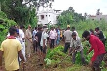 হাইকোর্টের নির্দেশে মজিয়ে দেওয়া পুকুর খনন শুরু হল চুঁচুড়ায় হাইকোর্টের নির্দেশে মজিয়ে দেওয়া পুকুর খনন শুরু হল চুঁচুড়ায়