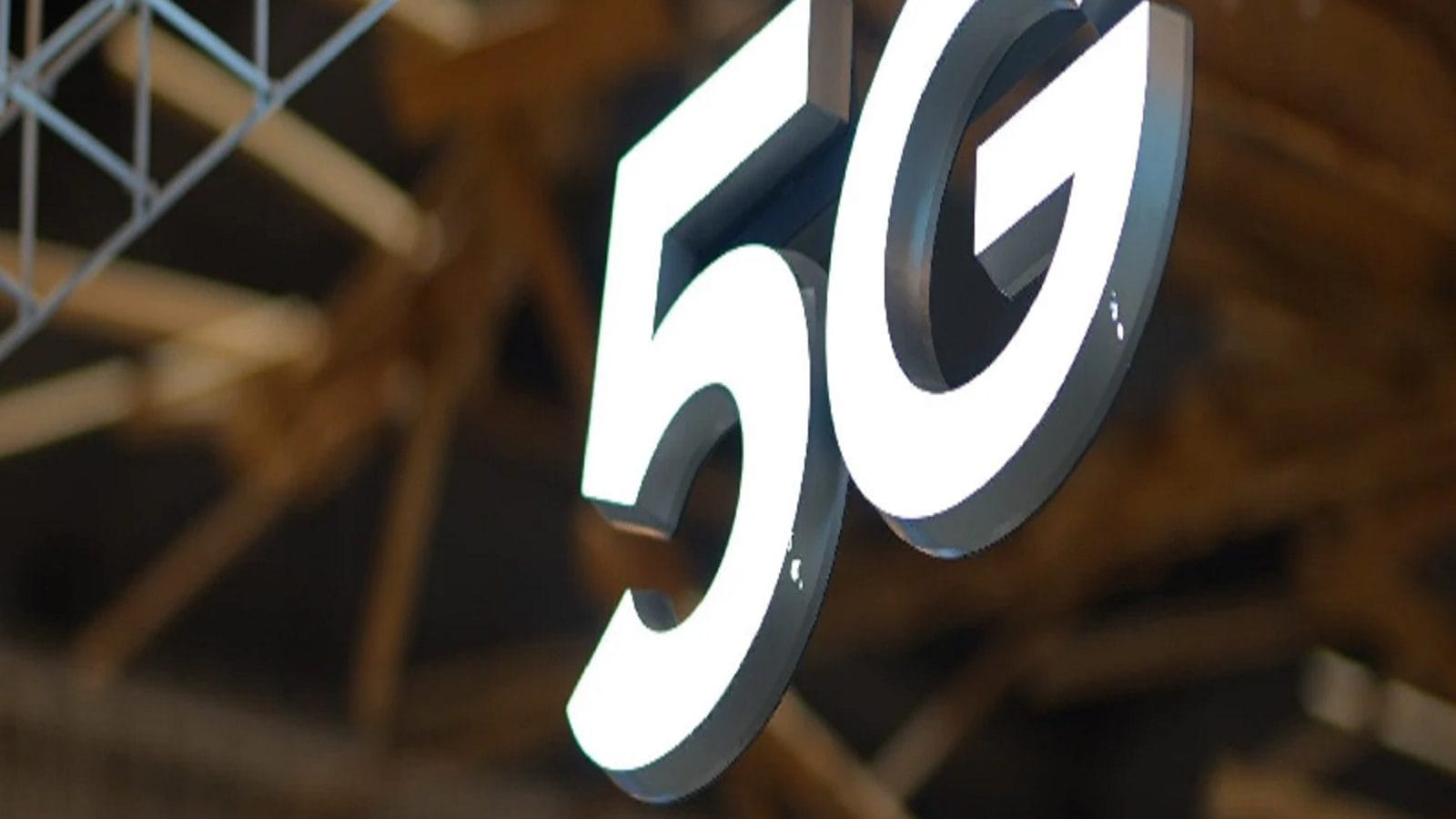 5G ‌পরিষেবায় 4‌G‌–এর ১০০ গুণ স্পিড!‌ ব্যবহারকারীরা কীভাবে উপকৃত হবেন? জানুন