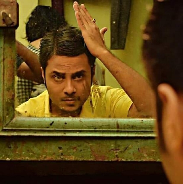 ইতিহাসে এম এ করেছেন সবুজ৷ ইচ্ছে ছিল সরকারি আধিকারিক হওয়ার৷ সেই মতো ডাব্লুবিসিএস পরীক্ষায়ও দিয়েছিলেন৷ প্রিলিমিনারি রাউন্ড পাশ করেন৷ এরপরের ধাপ মেইনস পরীক্ষা৷ প্রস্তুতি ছিলই৷ কিন্তু বাধ সাধল একটি অডিশন! 