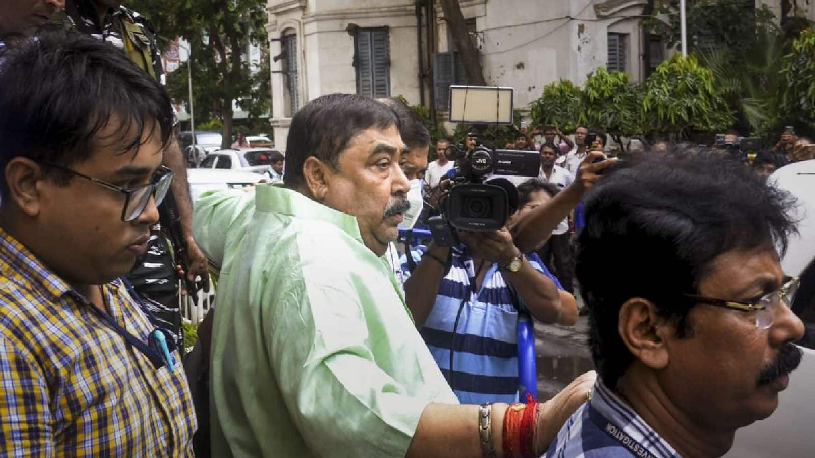 সম্পত্তির নথি, টাকা নাকি আরও গাড়ি? অনুব্রত ঘনিষ্ঠের শিব শম্ভু চাল কলে ঢুকল CBI