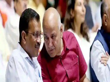 Arvind Kejriwal Manish Sisodia