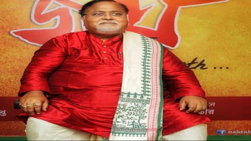 ইডি হেফাজতে ১২ দিন কাটিয়েই তিন কেজি ওজন কমে গেল পার্থ চট্টোপাধ্যায়ের৷ এ দিন জোকা ইএসআই হাসপাতালে ফের স্বাস্থ্য পরীক্ষা করা হয়৷ সেখানেই ধরা পড়ে, পার্থর বর্তমান ওজন ১০৮ কেজি৷ নির্দিষ্ট ভাবে বললে, ২ কেজি ৯০০ গ্রাম ওজন কমেছে রাজ্যের প্রাক্তন মন্ত্রীর৷