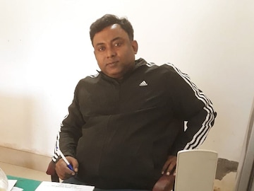 চিকিৎসক চন্দ্রনাথ অধিকারী৷ 