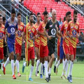 লাল হলুদে স্টিফেন যুগ শুরু! মাঠে নেমেই ভরসা দিলেন ইস্টবেঙ্গলের নতুন কোচ