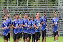 ফিটনেসের লক্ষ্যে ফুটবলারদের হাড় ভাঙা পরিশ্রম করাচ্ছেন কনস্ট্যানটাইন ফিটনেসের লক্ষ্যে ফুটবলারদের হাড় ভাঙা পরিশ্রম করাচ্ছেন কনস্ট্যানটাইন