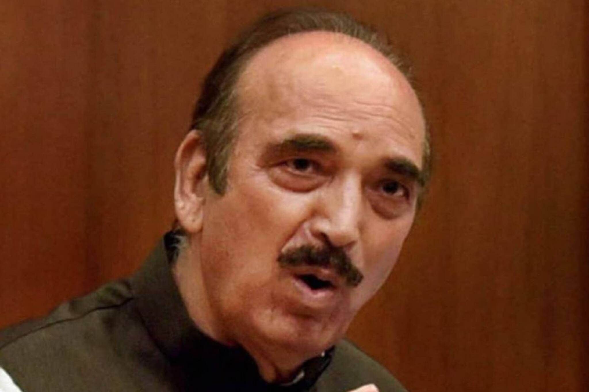 কংগ্রেস ছাড়লেন গুলাম নবি আজাদ! ৫ পাতার চিঠিতে ক্ষোভ উগরে দিলেন সনিয়াকে