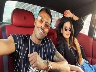 হার্দিক পান্ডিয়ার দরজায় লাইন বিজ্ঞাপন সংস্থাদের