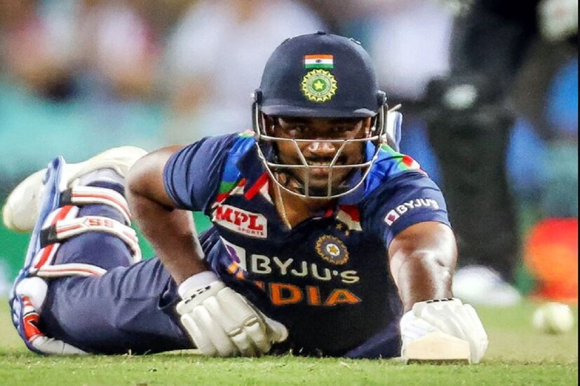 এশিয়া কাপের ২০২২নির্বাচকরা উইকেটকিপার ব্যাটসম্যান হিসেবে ঋষভ পন্থ ও সঞ্জু স্যামসনের ওপর ভরসা রেখেছে৷ ওয়েস্টইন্ডিজ সফরে দারুণ পারফর্ম করা সঞ্জু স্যামসনকে মনে ধরেনি নির্বাচকদের৷  (AFP)