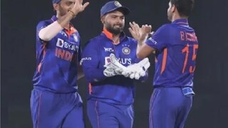 ishan kishan's throw hits axar patel ishan kishan's throw hits axar patel