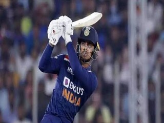 এশিয়া কাপে বাদ পড়ে ভেঙে পড়েননি ঈশান