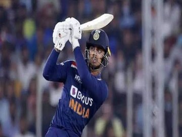 এশিয়া কাপে বাদ পড়ে ভেঙে পড়েননি ঈশান