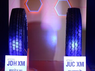 JK Tyre strengthens commercial vehicle portfolio with the launch of Jetsteel JDH XM and Jetway JUC XM in Kolkata