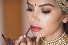 পুজোর ফ্যাশনে লিপস্টিকের শেড নিয়ে খুঁতখুঁতে হলে দেখে নিন এবারের লেটেস্ট ট্রেন্ড পুজোর ফ্যাশনে লিপস্টিকের শেড নিয়ে খুঁতখুঁতে হলে দেখে নিন এবারের লেটেস্ট ট্রেন্ড