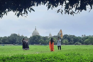 পড়ুয়াদের ব্যস্ততা বা ভিক্টোরিয়ায় প্রিয়জনের ছবি,স্বাধীনতা দিবসের নানা মুহর্ত