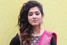 বিশে পা, পথের খুদেদের খাইয়ে, উপহারে ভরিয়ে অভিনব জন্মদিন পালন দিতিপ্রিয়ার