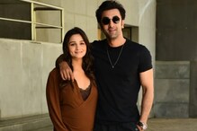আলিয়া তো কিছু মনে করেনি, স্ত্রীর ওজন বৃদ্ধি নিয়ে 'মস্করা'র পর মন্তব্য রণবীরের আলিয়া তো কিছু মনে করেনি, স্ত্রীর ওজন বৃদ্ধি নিয়ে 'মস্করা'র পর মন্তব্য রণবীরের