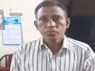 ভিক্টোরিয়ায় টিকিটের টাকা চুরিতে অভিযুক্ত স্বপন দে। 