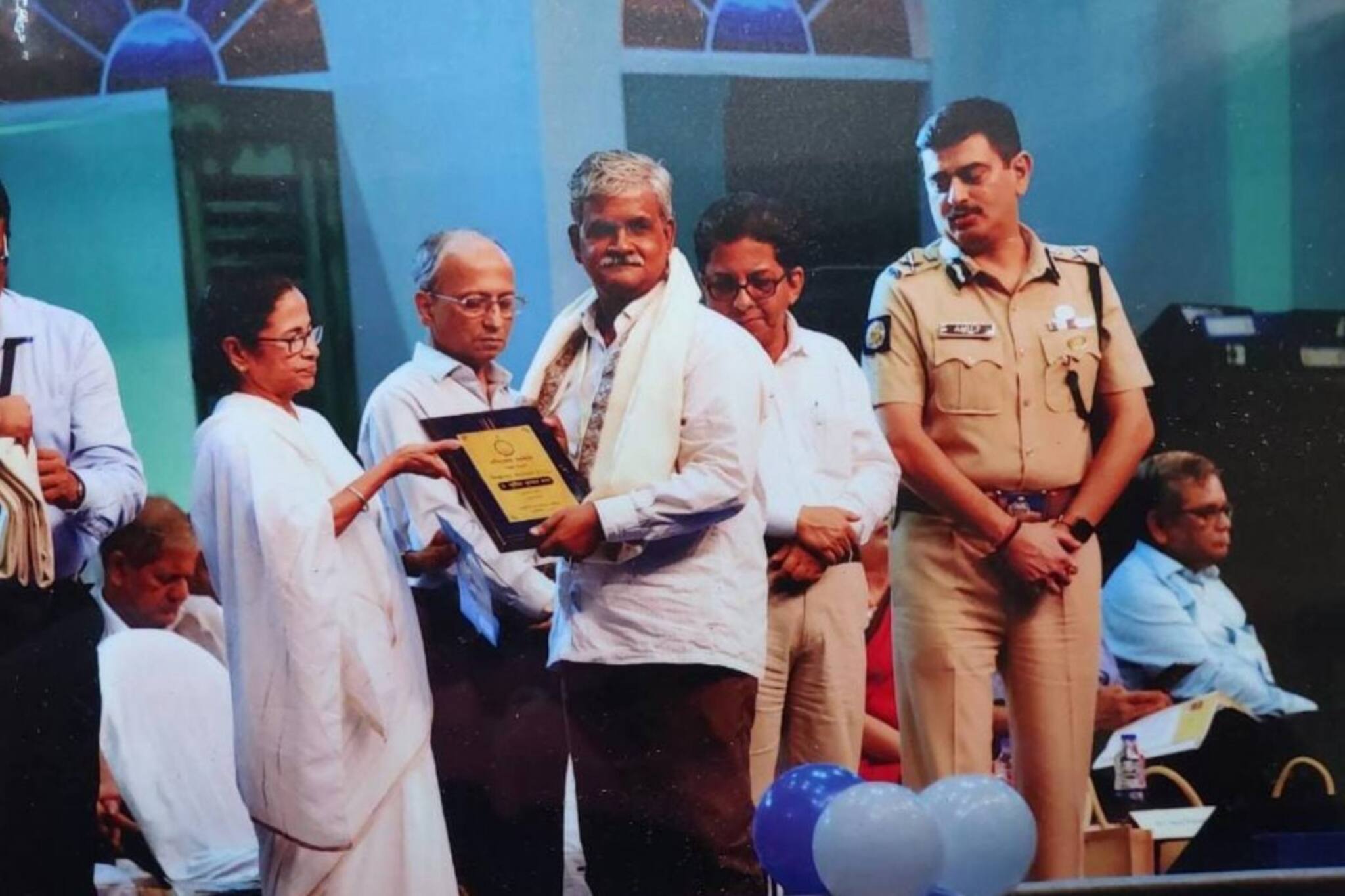 শিক্ষারত্ন পেতেন না পেনশন, আত্মঘাতী হেয়ার স্কুলের প্রাক্তন প্রধান শিক্ষক