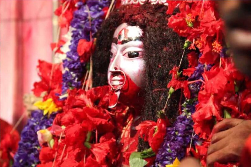 অন্য মতে, ২৬ আগস্ট শুক্রবার দুপুর ১২ টা ২৩ মিনিটে শুরু হবে কৌশিকী অমাবস্যা তিথি ৷ এই তিথি ছেড়ে যাবে শনিবার ২৭ অগাস্ট দুপুর ১ টা ৪৬ মিনিটে ৷