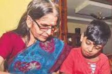 ৫০ বছর পর ফের পড়াশোনা শুরু করে ৬৮ বছরের বৃদ্ধা উত্তীর্ণ দ্বাদশ শ্রেণির পরীক্ষায় ৫০ বছর পর ফের পড়াশোনা শুরু করে ৬৮ বছরের বৃদ্ধা উত্তীর্ণ দ্বাদশ শ্রেণির পরীক্ষায়